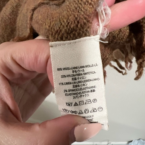 Free People Irresistible Fringe Wool Blend Oversized V Neck Sweater Top Small - Picture 7 of 8